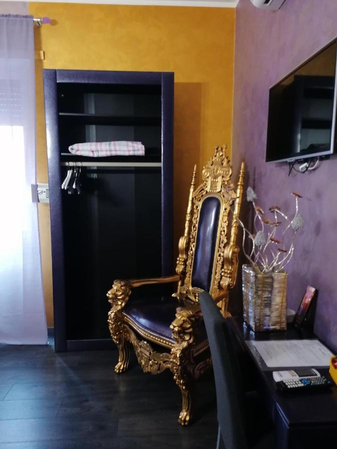 Отель Luxury Nomentano Рим Экстерьер фото