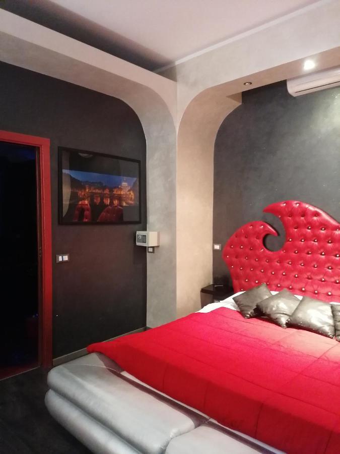 Отель Luxury Nomentano Рим Экстерьер фото